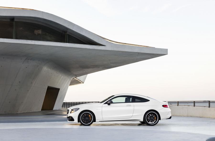  Mercedes-AMG C63 S Coupe (C205) 2018 года  (WW) (фото 8 из 44)
